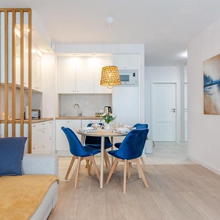 Apartament Blue Door Marina Gdansk Apartment Екстериор снимка