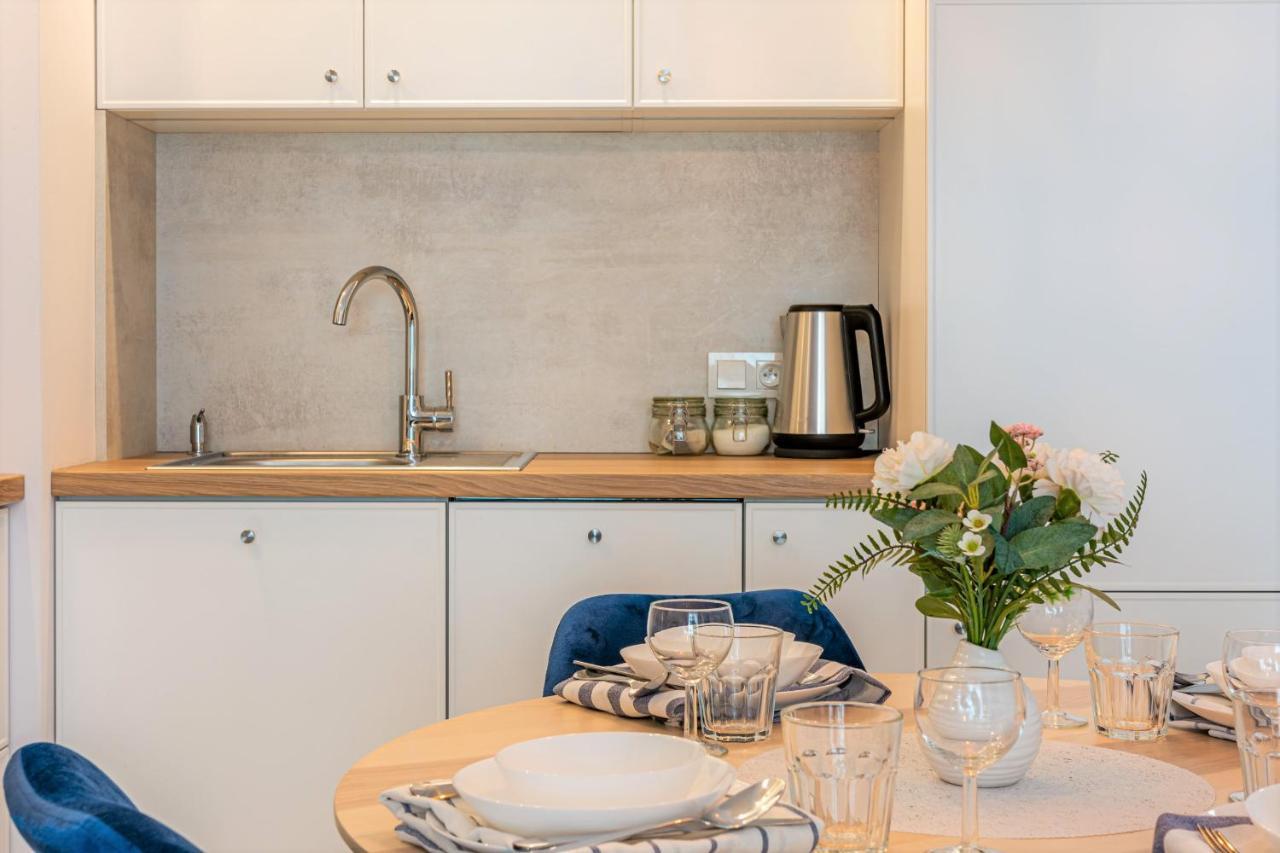 Apartament Blue Door Marina Gdansk Apartment Екстериор снимка