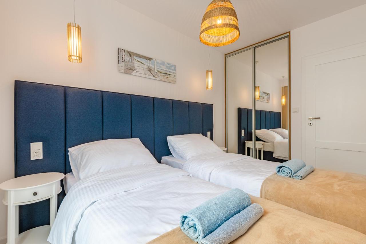Apartament Blue Door Marina Gdansk Apartment Екстериор снимка
