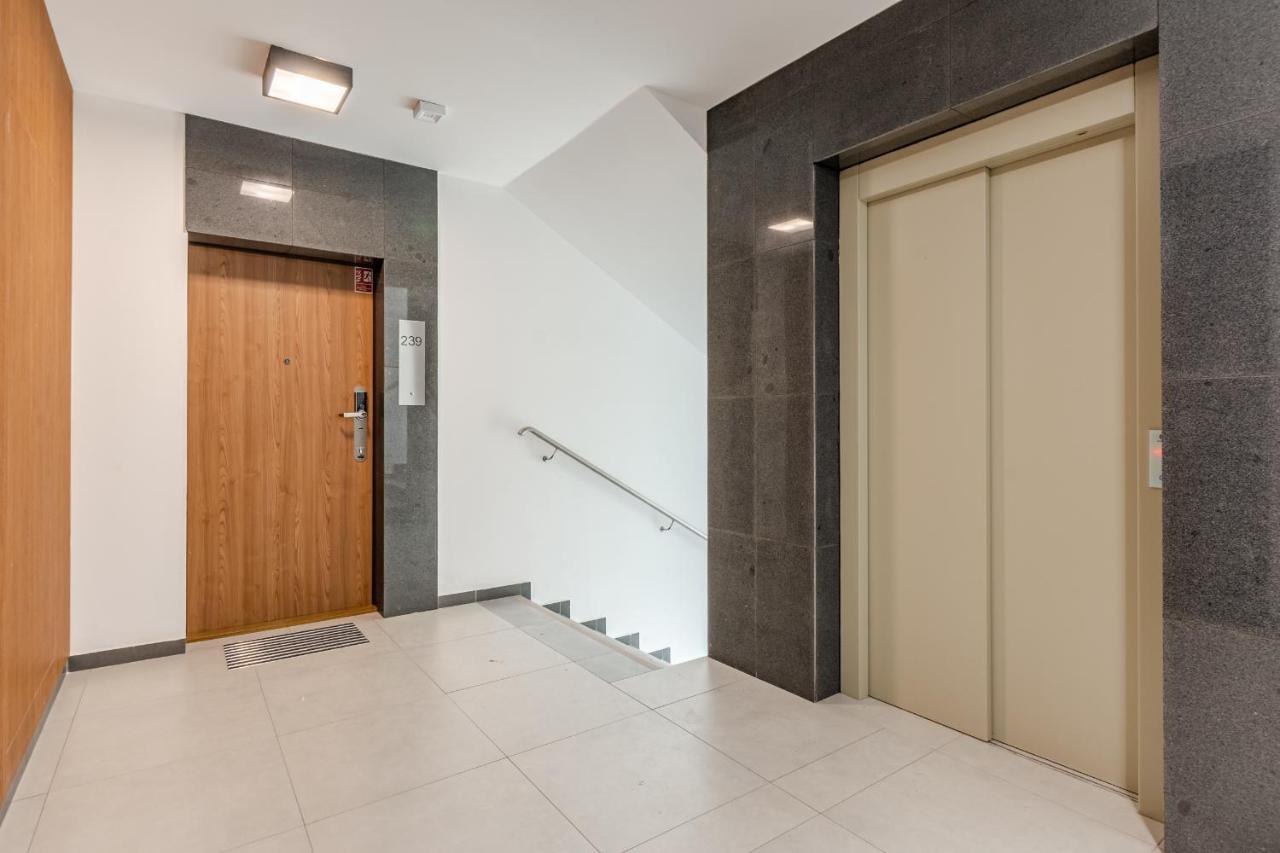Apartament Blue Door Marina Gdansk Apartment Екстериор снимка