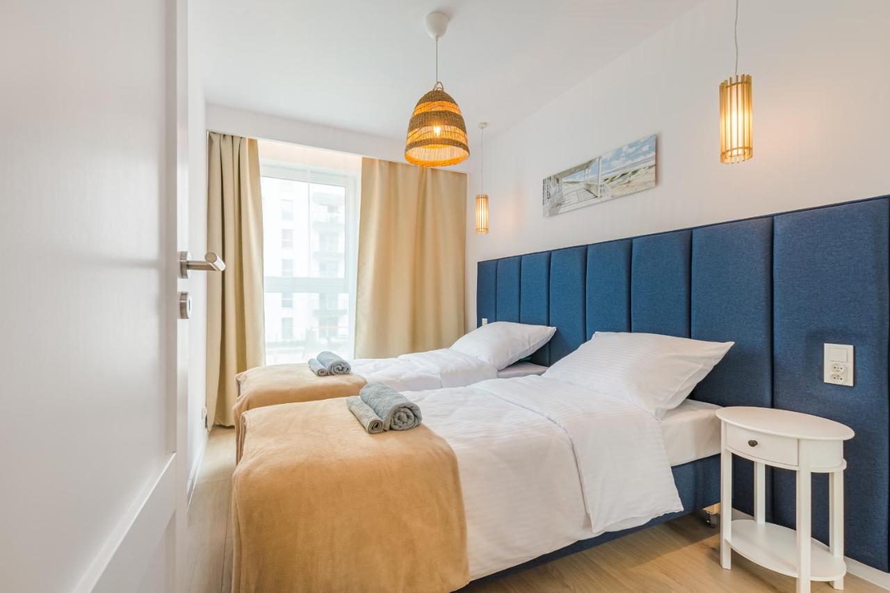 Apartament Blue Door Marina Gdansk Apartment Екстериор снимка
