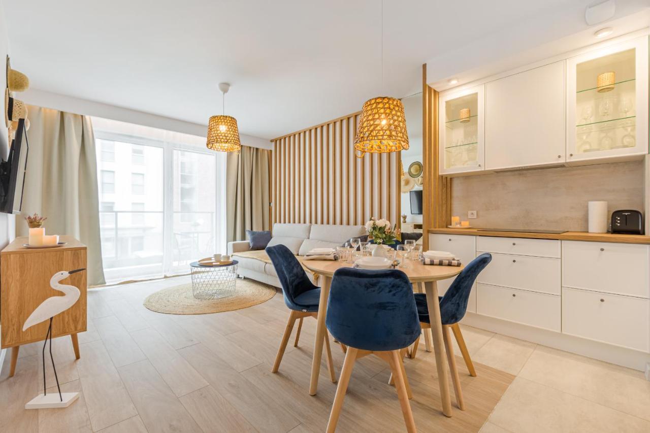 Apartament Blue Door Marina Gdansk Apartment Екстериор снимка